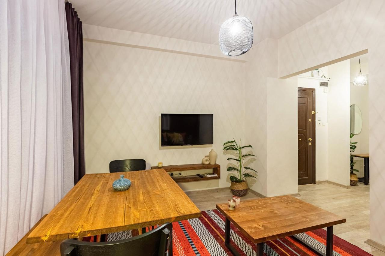 Modern Flat 5-Min Walk To Taksim Square In Beyoglu Apartment Istanbul Exterior photo